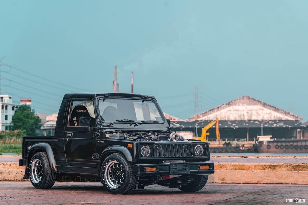 日本铃木吉姆尼一代,吉姆尼第二代samurai