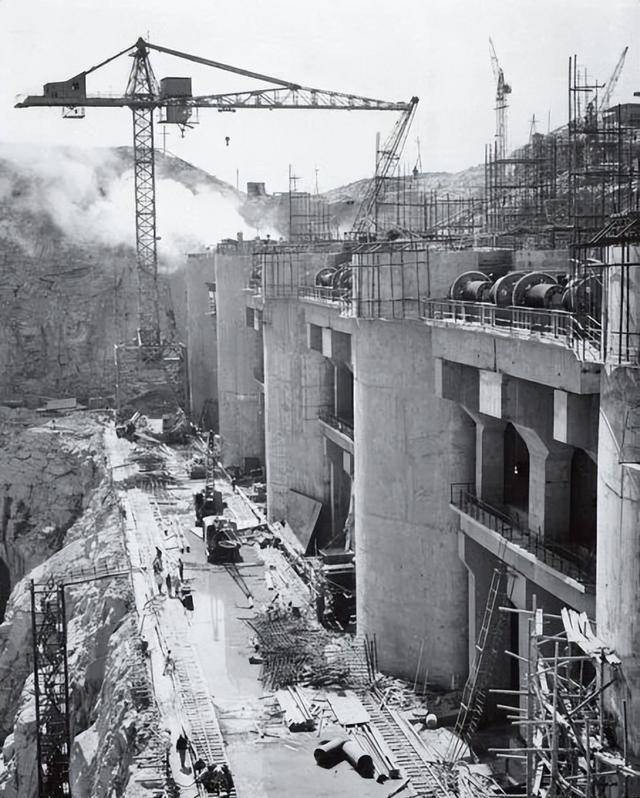 79年埃及购买中国50架歼6，竟嫌性能落后不愿给钱，穆巴拉克解围