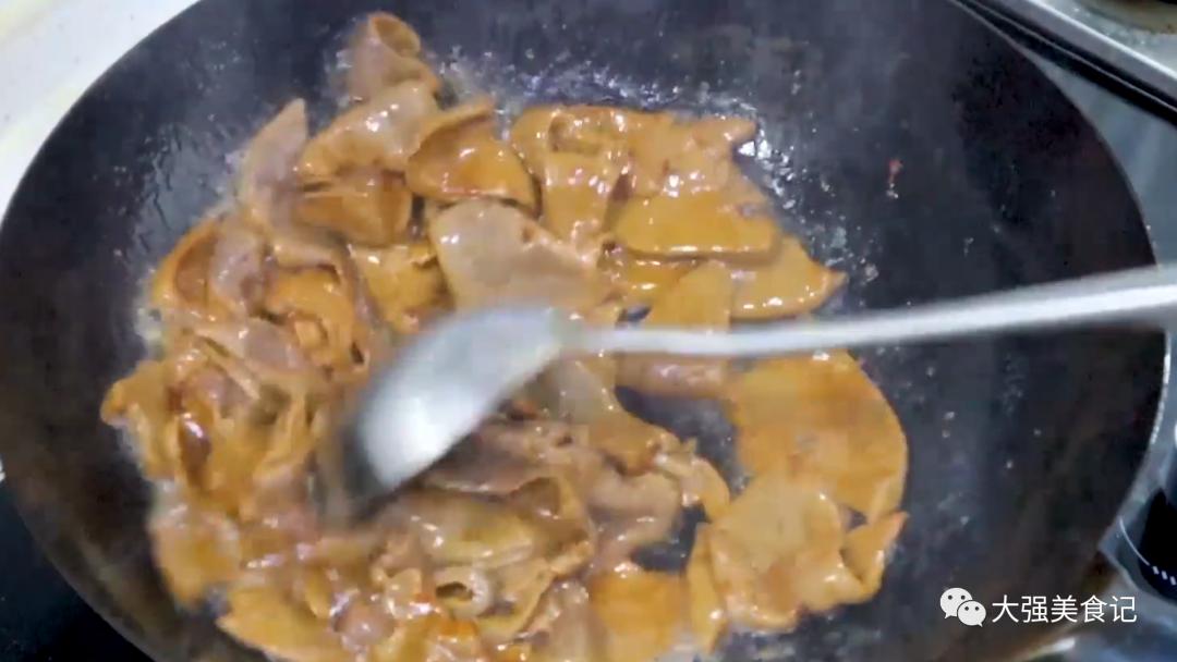 老年人阳过之后吃什么补品,建议中老年人多吃高叶酸食物