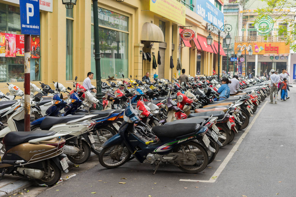 摩托车行业倒闭原因,摩托车企业转型造车