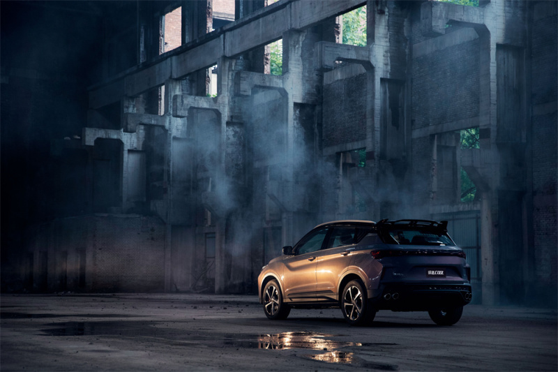 10万块最值得买的suv试驾吉利缤越,吉利新款缤越1.4t四缸车试驾视频