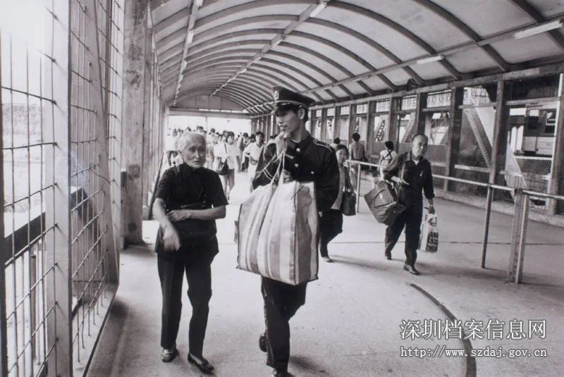 何日君再来?时代浮沉中的罗湖商业城