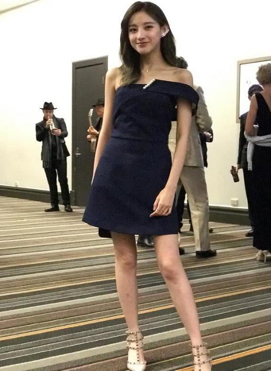 cctv世界杯主持人传镜头,2018世界杯央视主持人