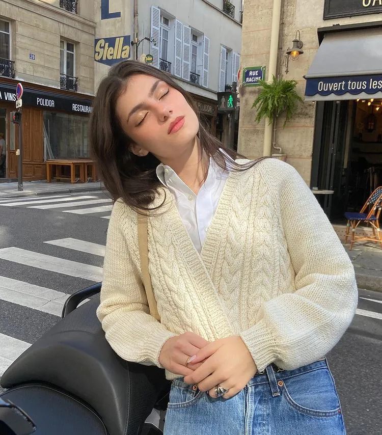 毛衣衬衫叠穿搭配什么裤子,冬天衬衫如何搭配毛衣