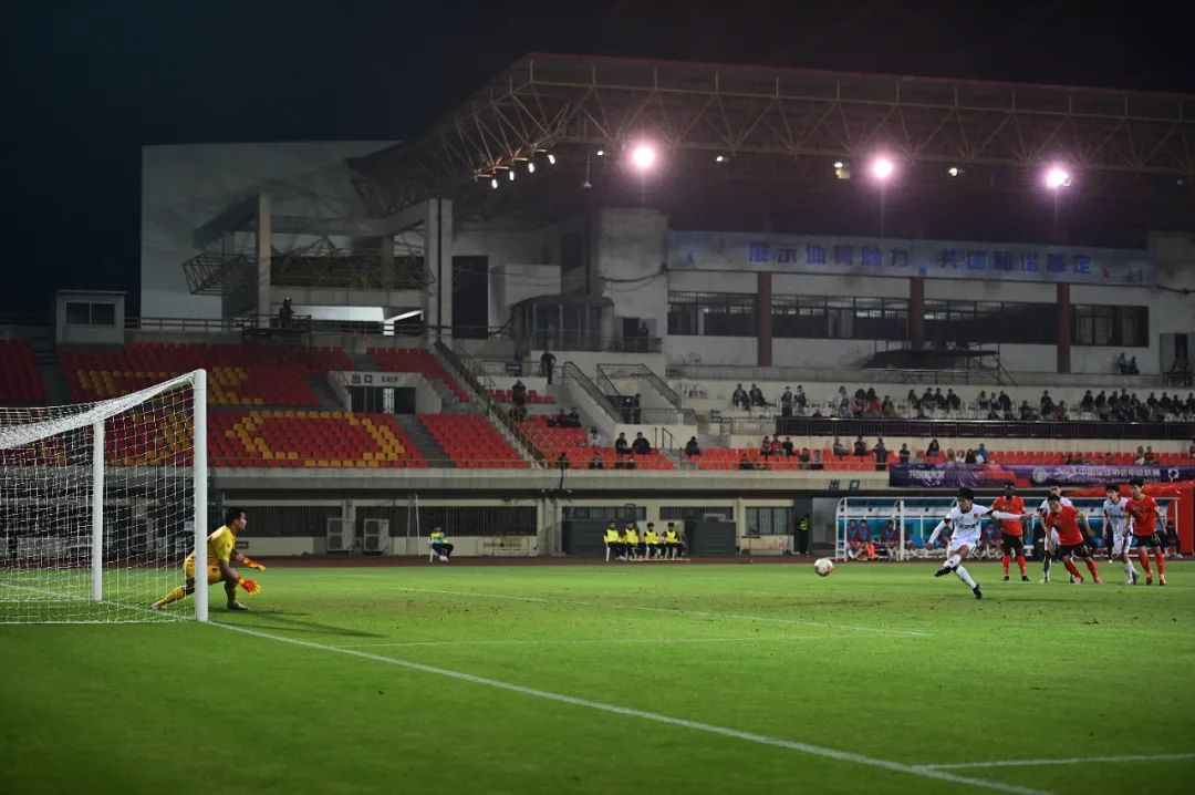 中甲上海嘉定汇龙vs昆山fc,吴雷中甲