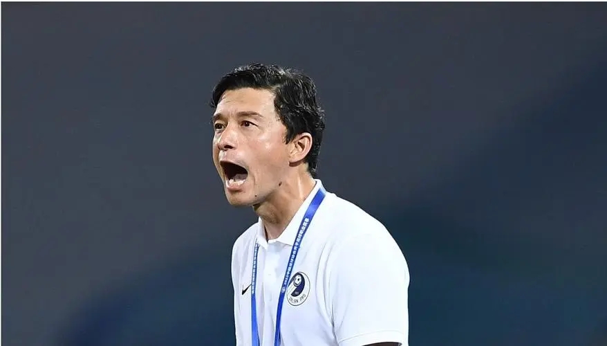 中超主教练炮轰俱乐部视频,中超联赛大连人主教练