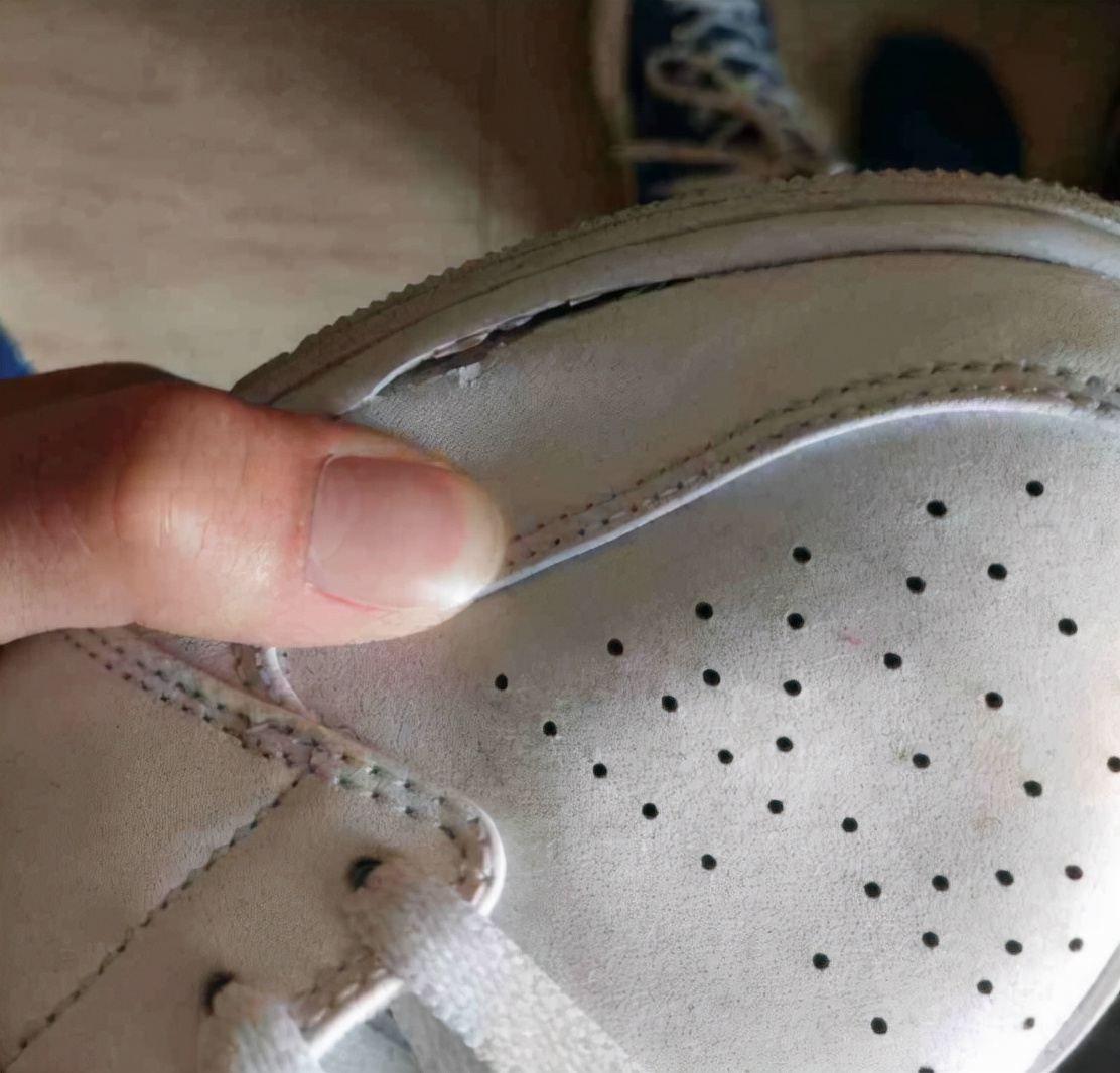 鞋子开胶了502胶水怎样粘才牢固,鞋开胶了用502胶水怎么粘的好看