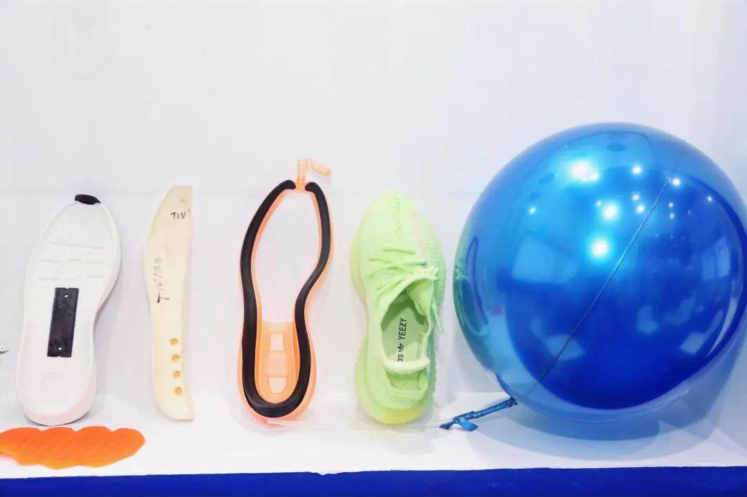 李宁鞋子黑科技,鞋底防滑黑科技