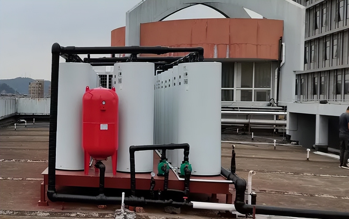 博浪空气能闭式承压系统,博浪承压保温水箱