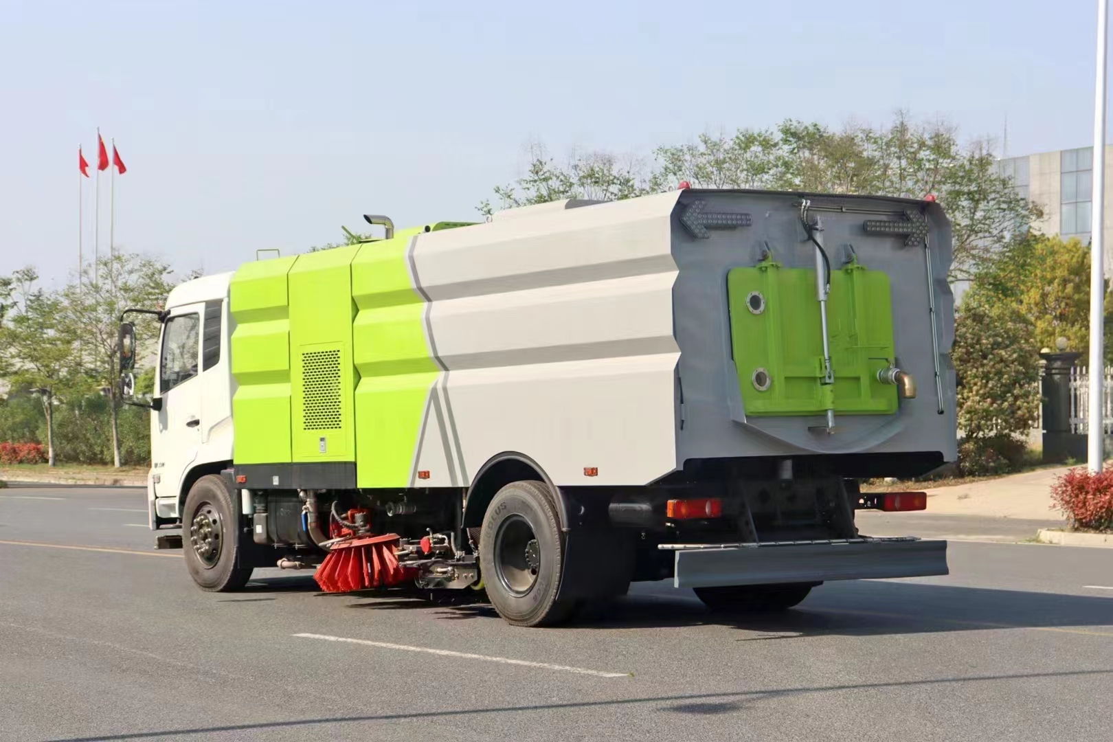 景区道路清扫车,景区扫路车源头厂家哪家好