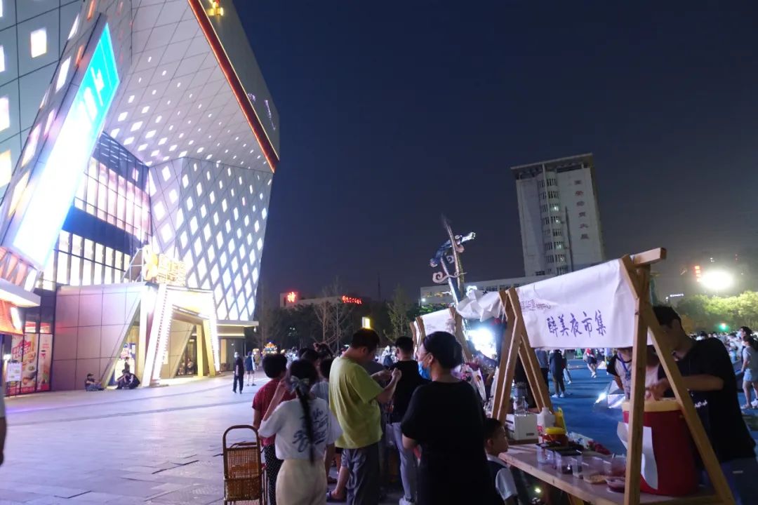 今日新密新郑荥阳登封巩义上街等六市区开展核酸筛查/河南多地延长临时管控期限/英国宣布进入国家紧急状态