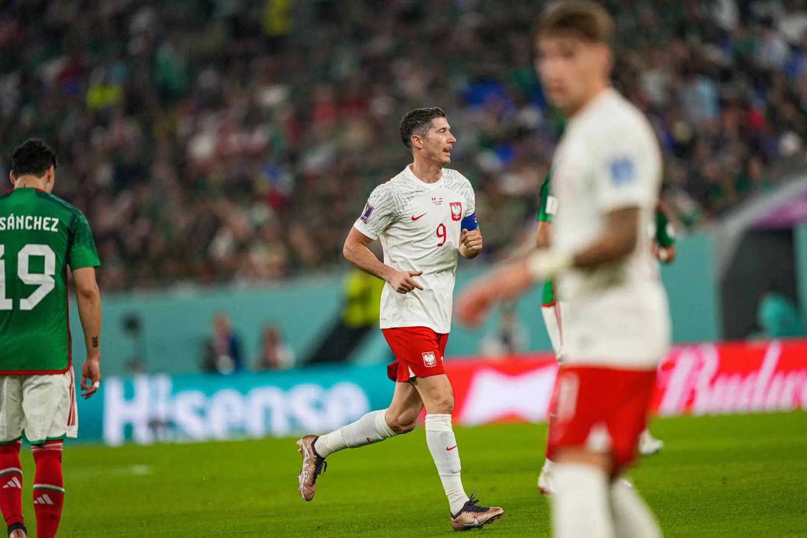 波兰莱万零封,墨西哥vs波兰莱万踢飞点球