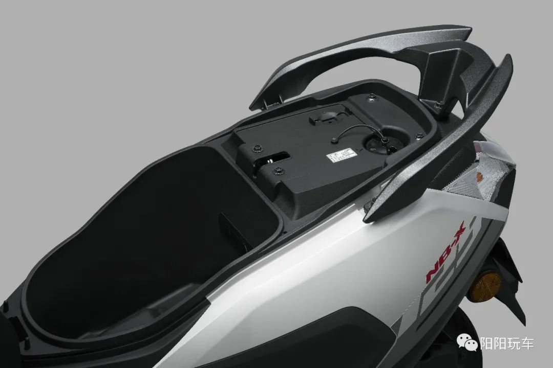 本田小摩托车mini踏板,本田nbx125新款