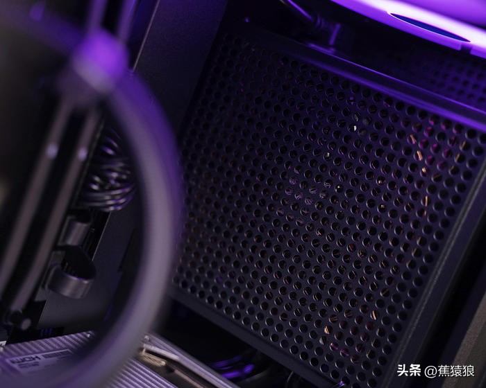 13600K/TUFGAMINGZ790/XFX7900XT，乔思伯D41装机展示