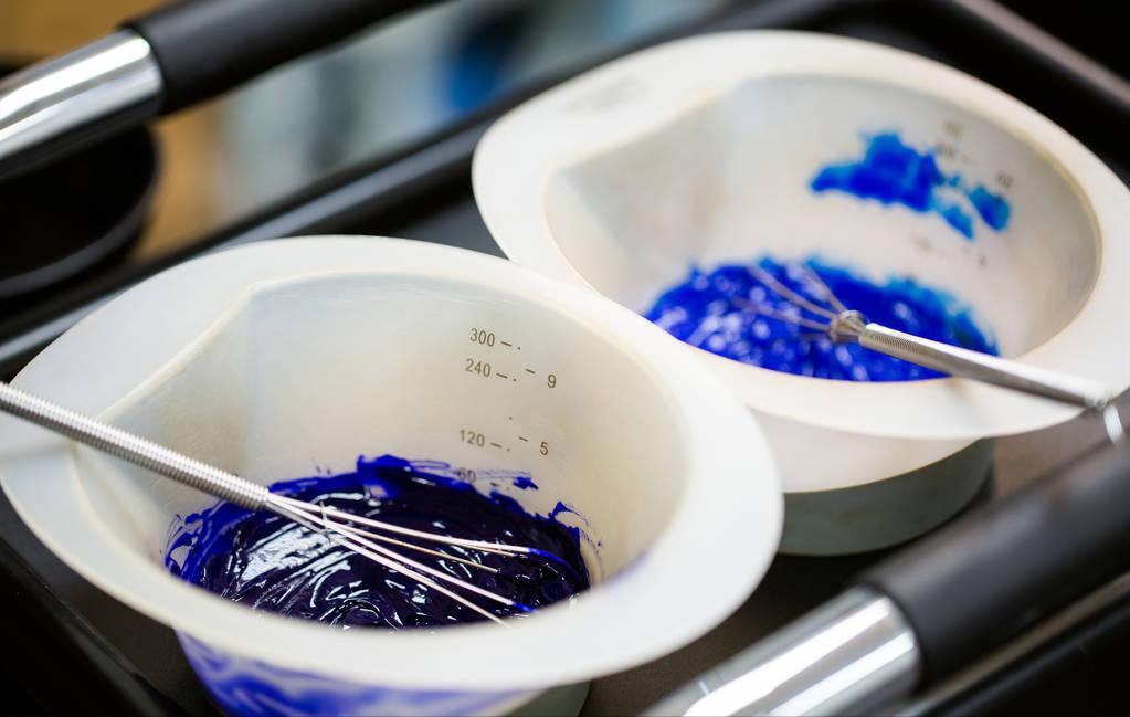 脱发染发对头发危害大吗,染发的危害脱发概率