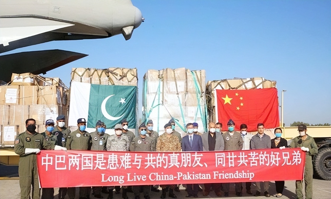 中国和巴基斯坦为什么要叫巴铁呢,中国巴铁就是巴基斯坦吗