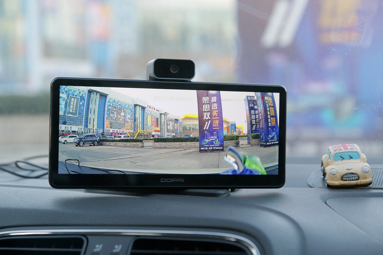 华为鸿蒙智联车载智慧屏评测,鸿蒙车载智慧屏s50要不要流量