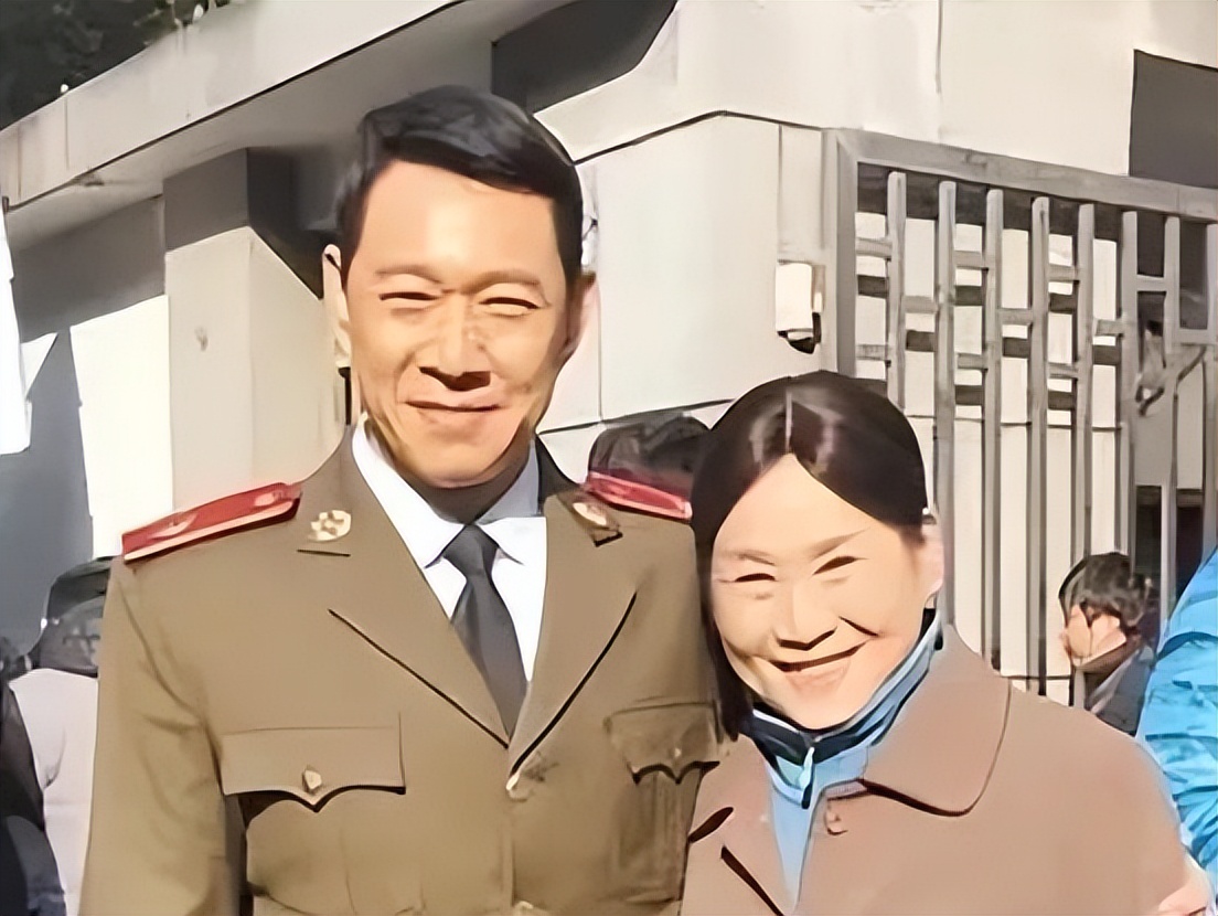 苇青演疯老太太,老太太演员苇青