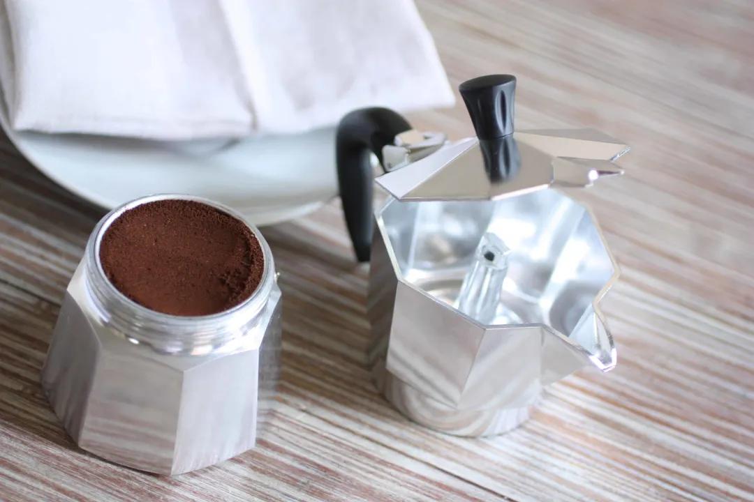 过期星巴克咖啡,如何在星巴克喝意式浓缩咖啡