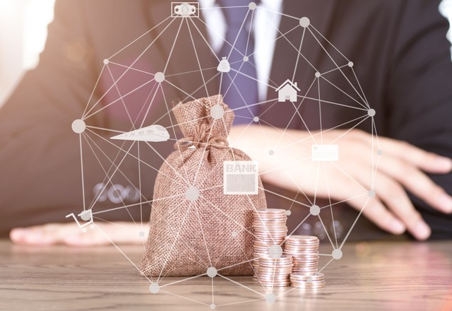 创业做自媒体怎么选择领域防骗,而立之年正确转行方法