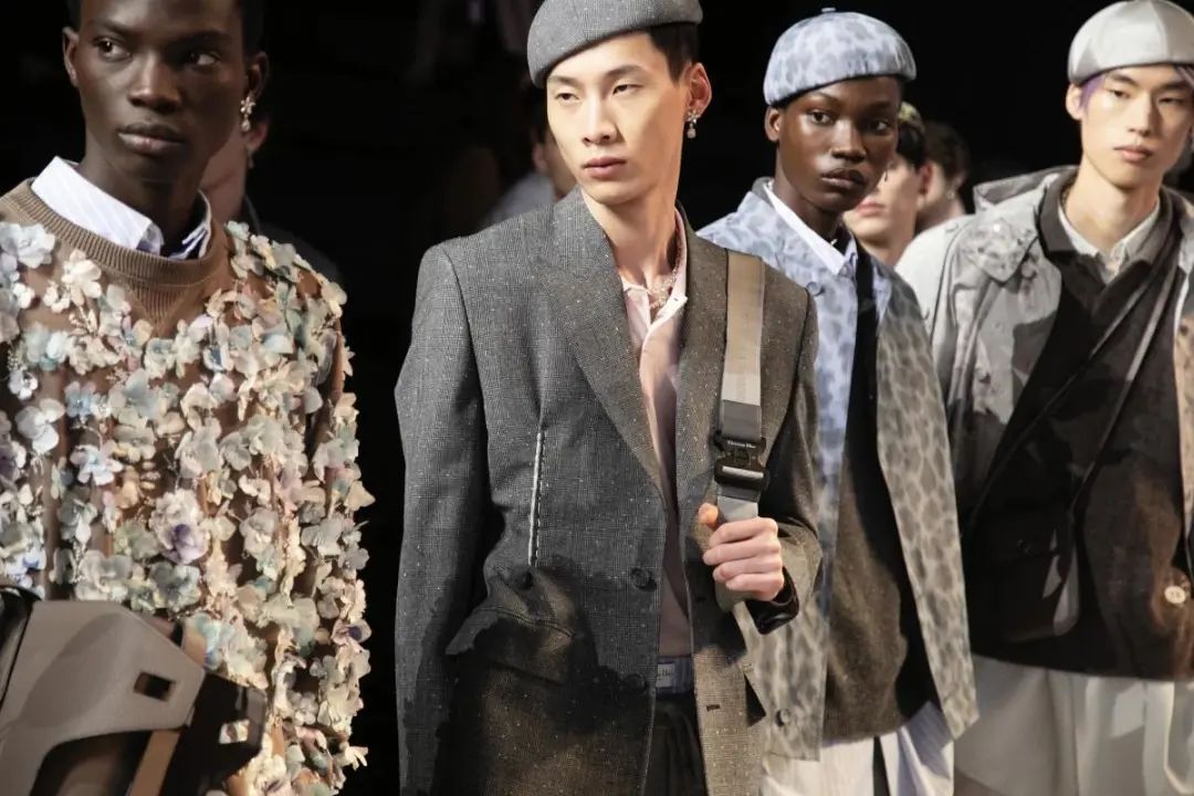 女装男装2022新款,女装男装2023新款