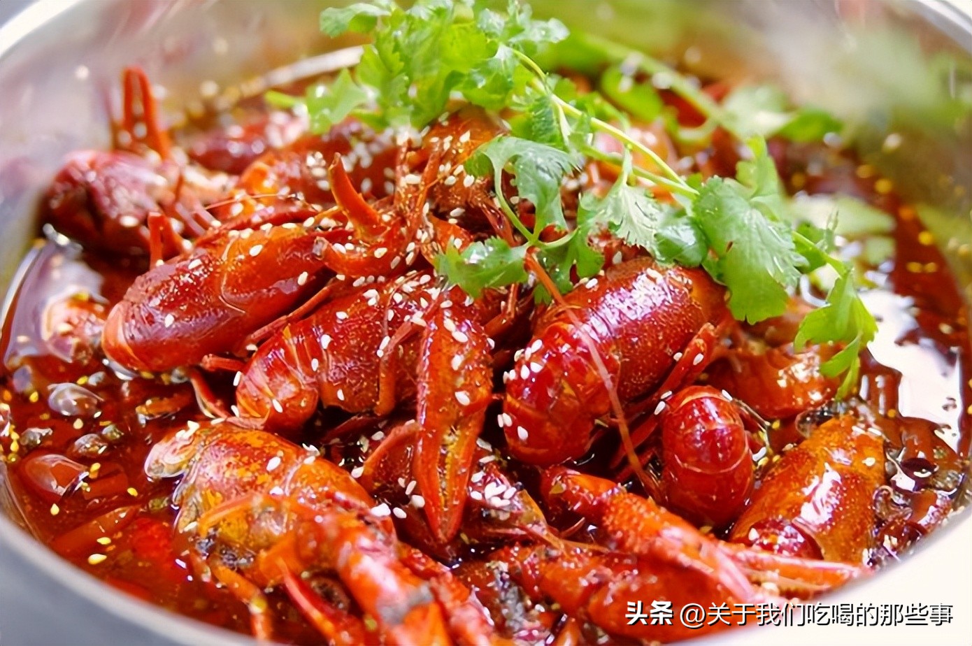 小龙虾头部是虾黄还是虾屎,小龙虾头部的是屎还是膏