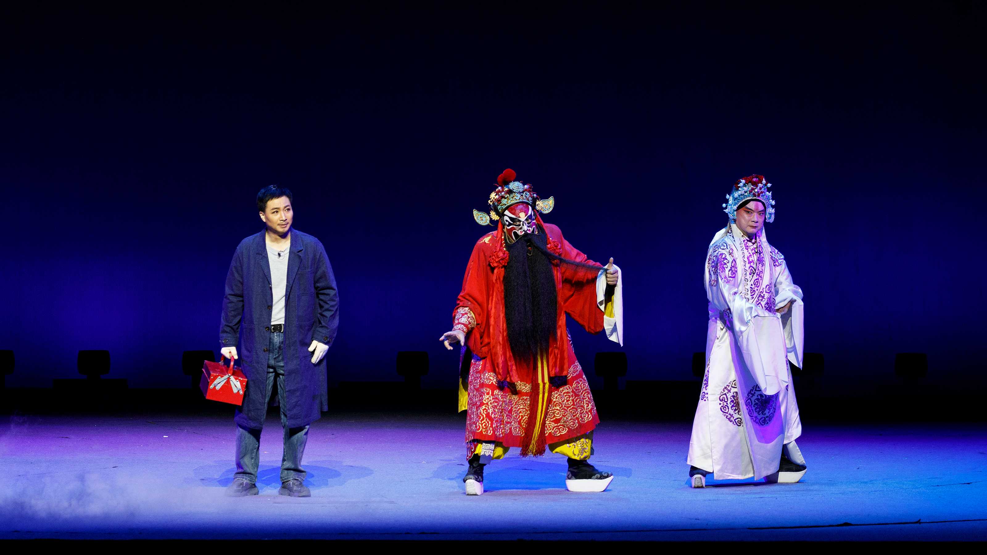 记者快评|锡剧《装台》:扎根生活,做自己精神世界的“守门人”