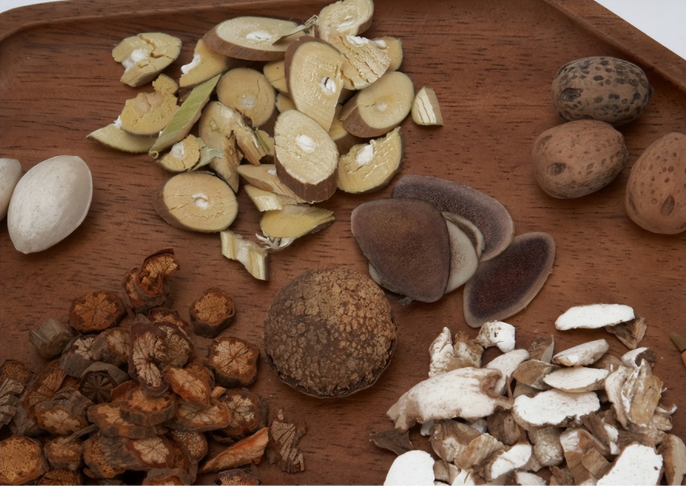 老中医治肝胃不和型胃炎,治肝胃的老中医