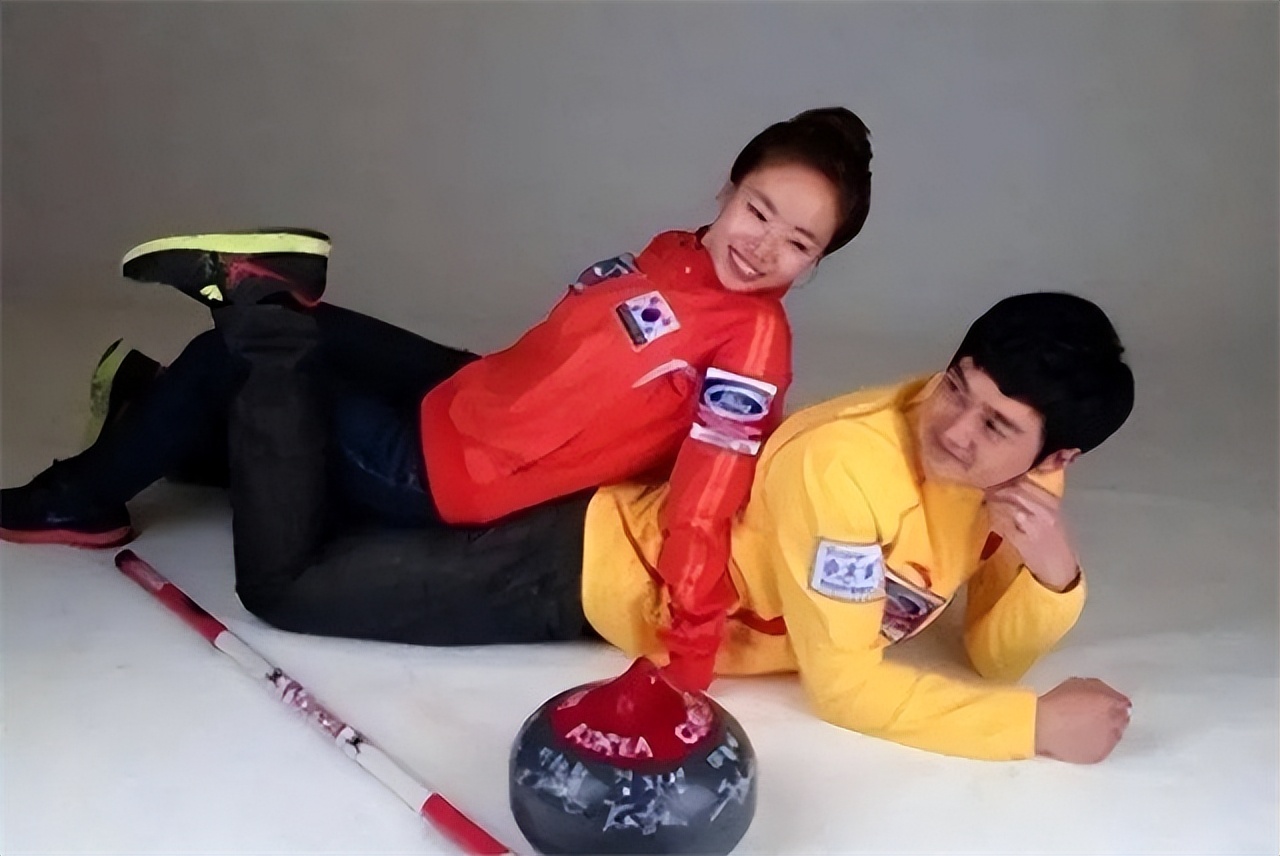 韩国女子冰壶队长金智善抖音号,中国冰壶徐晓明与金智善