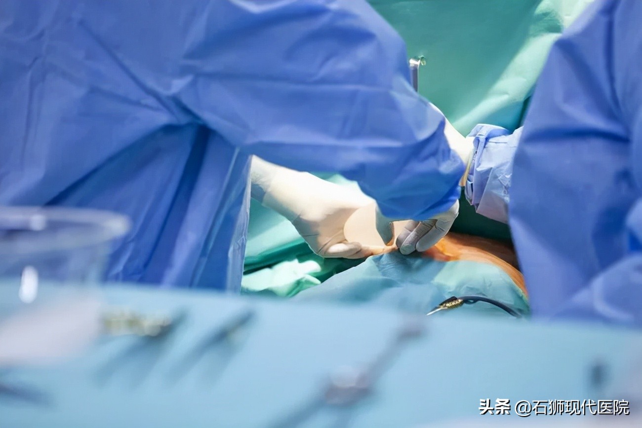 肛周化脓性汗腺炎怎样治才能好,屁股上经常起肛周脓肿怎么回事