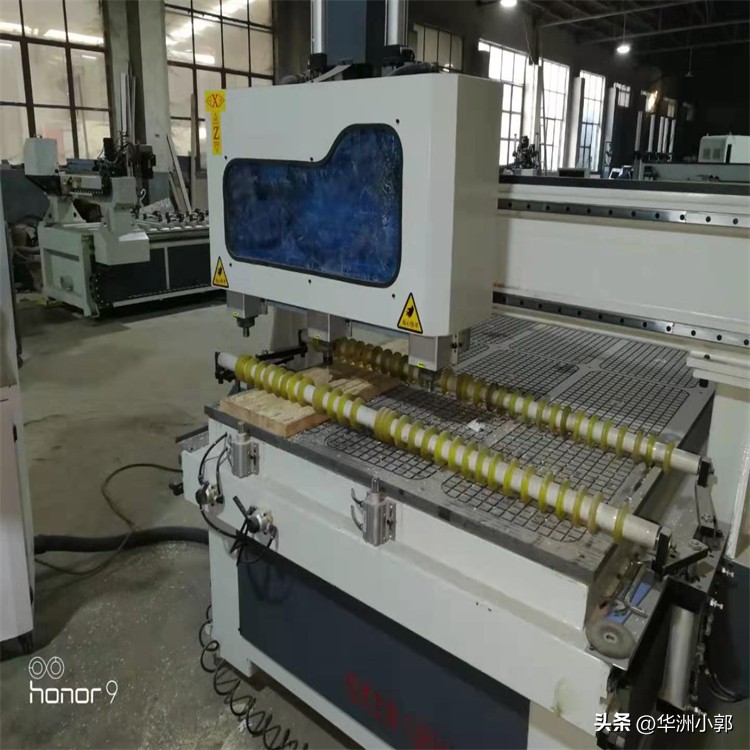 济南数控木工雕刻机厂家直销,多头木工雕刻机数控设备