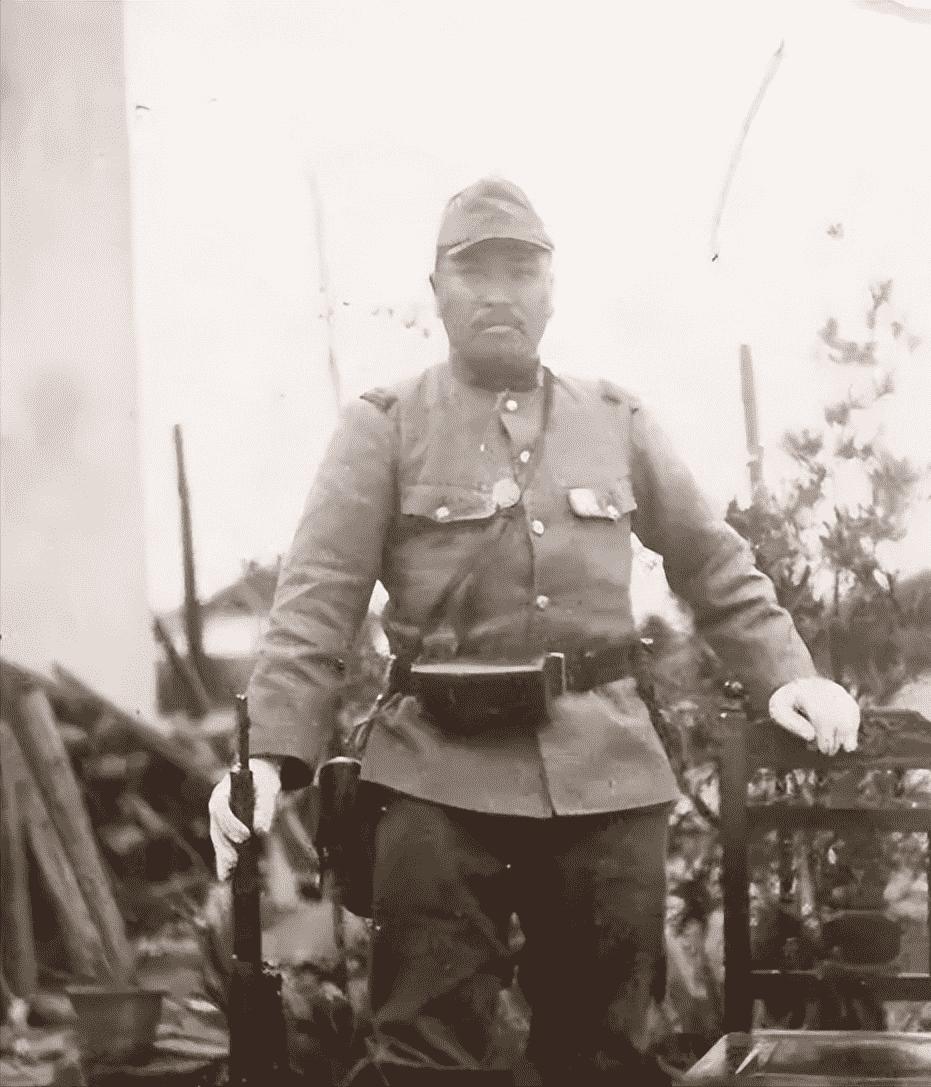 日军当着国军的面杀俘虏,日军侵华兽行