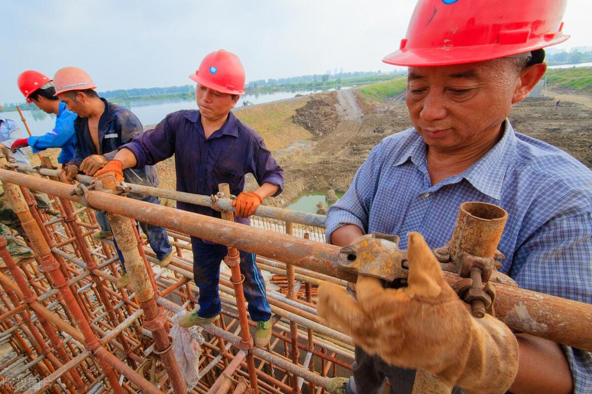 月薪上万的工作有哪些不用经验,月薪上万的岗位有哪些
