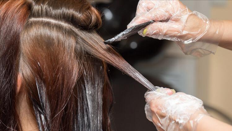 年轻女性突然白发增多是什么原因,中年女性有白发怎么调理