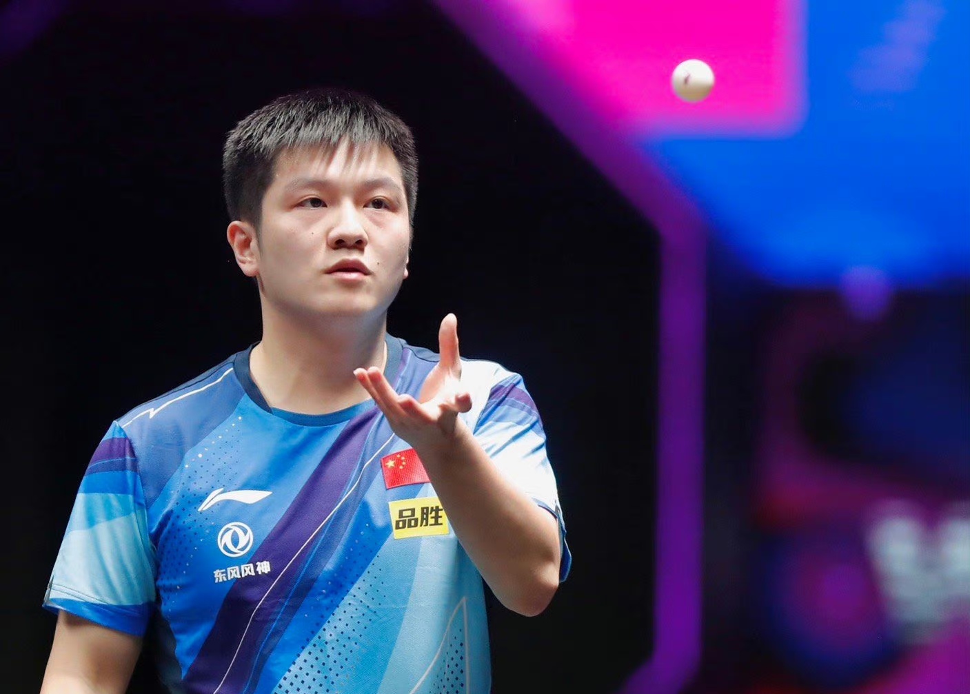 樊振东两次绝境翻盘,樊振东半决赛表现怎样