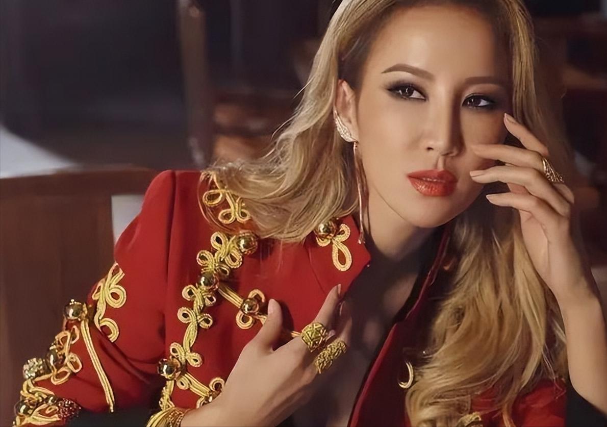 3天前，歌星李玟轻生离世，死因众说纷纭，姐姐发文称：并非自尽