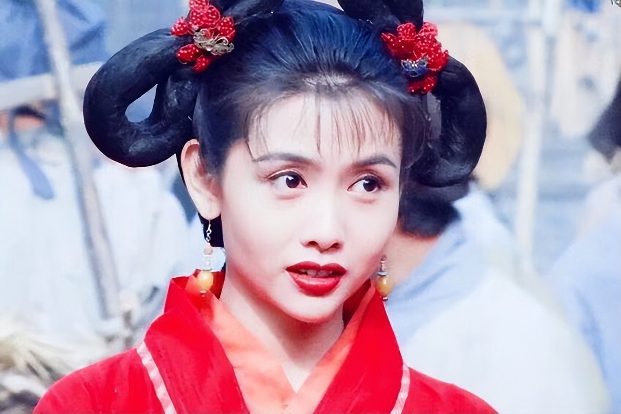 同样都是“凸嘴”，为什么有人风情万种，有人一股土味？答案在这