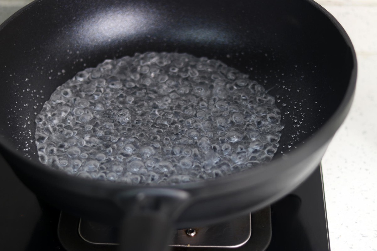 九阳大磨王不粘锅二代多重,九阳大磨王爆炒不粘锅新款