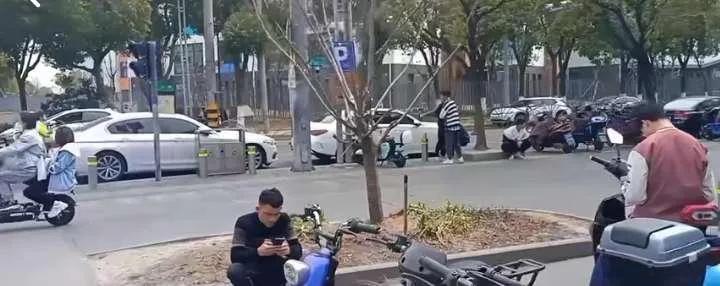 昆山中华园的人,昆山中华园最新大神网红视频