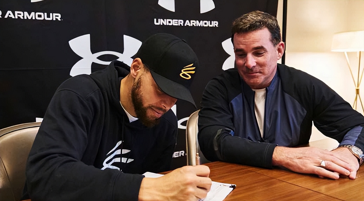 库里安德玛合同到期,库里终身续约安德玛