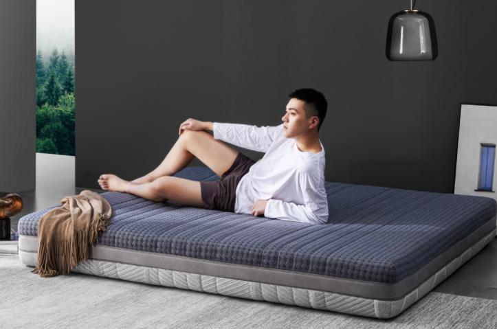 软硬两用护脊弹簧椰棕床垫,8h天然乳胶黄麻透气护脊床垫评测