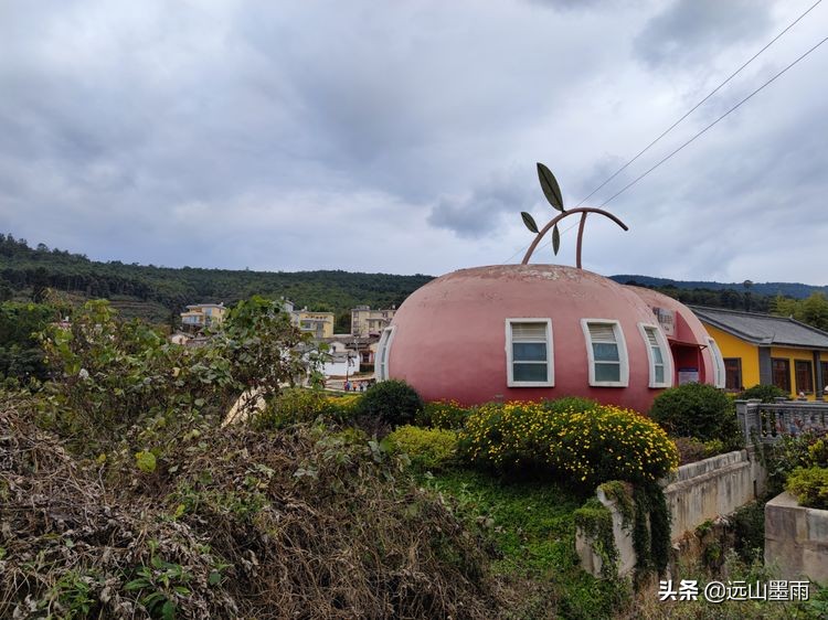 逛天坑、探叮呤当啷洞，去昆明安宁徒步，总有很多惊喜