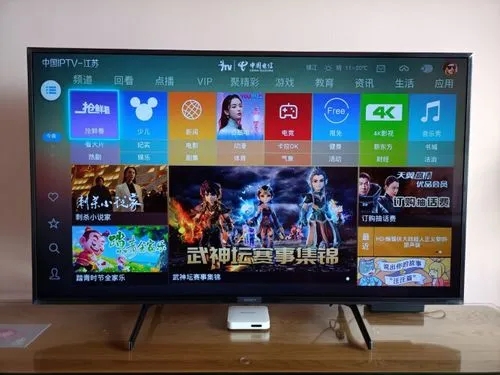 不充钱连新闻联播都看不了？人民日报发文，撕下电视厂商的遮羞布