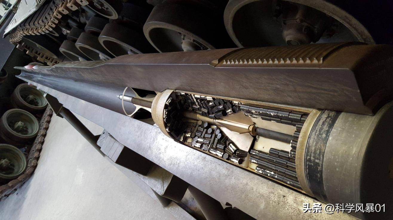 俄罗斯贫铀穿甲弹脏弹,贫铀穿甲弹乌克兰