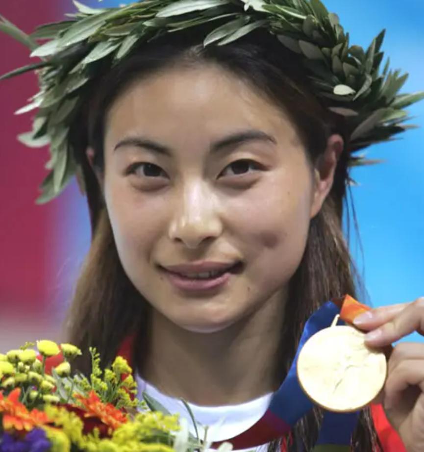 郭晶晶嫁入霍家之前就很有地位吗,七年前刚嫁入霍家的郭晶晶