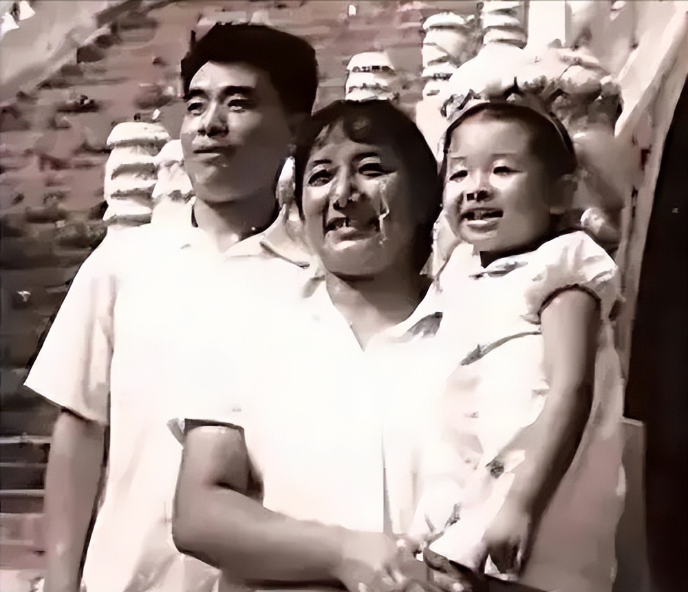 韩红公开回应被举报事件,韩红再被质疑事件