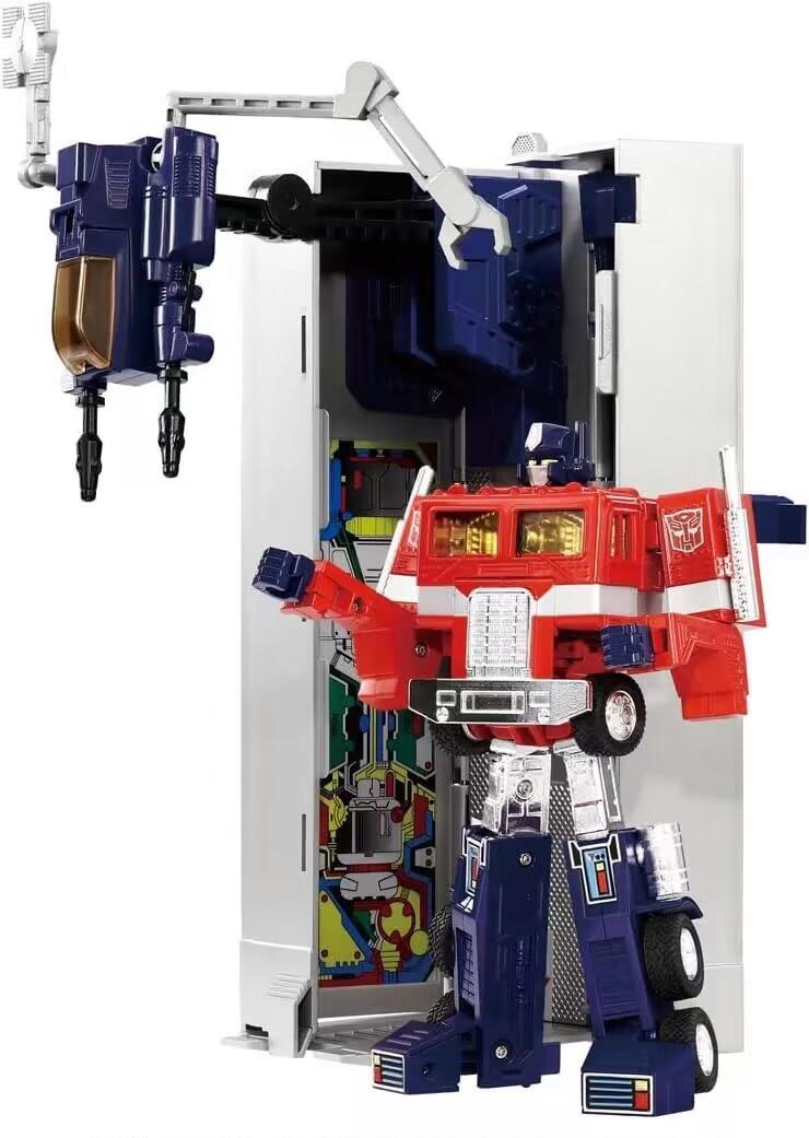 takaratomy变形金刚在日本哪里,1886年的变形金刚老玩具擎天柱