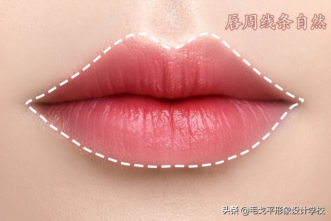 你真的会涂唇釉吗,怎么才是正确涂口红的方法