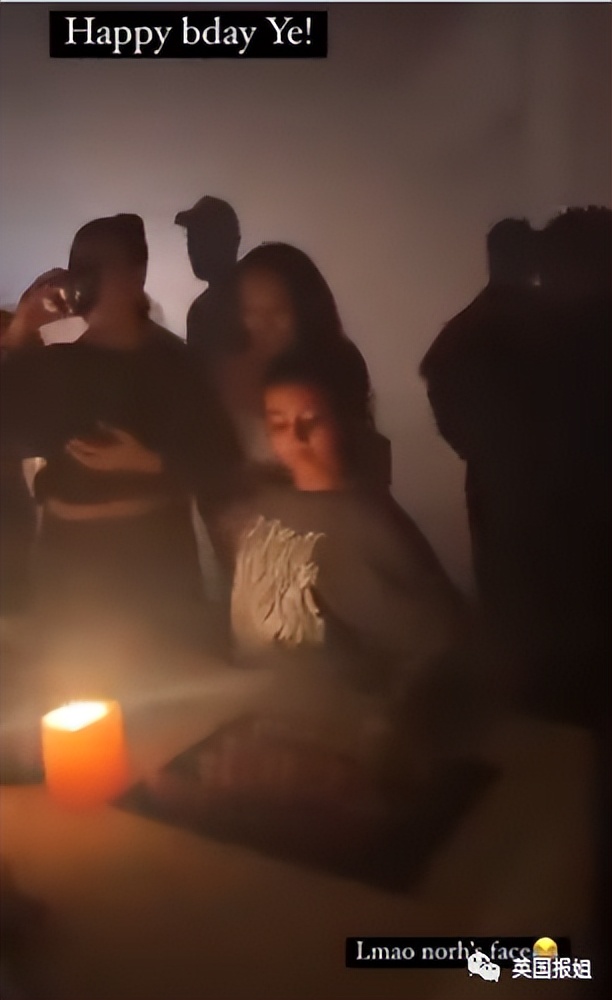 让全裸女模特当餐盘，寿司放身上供宾客享用，9岁女儿也在场