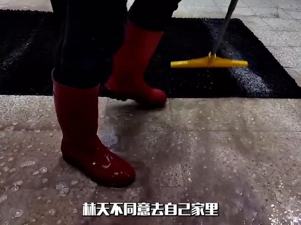 书名：《丝滑生存》精彩后续尽在#次元姬小说